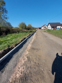 Výstavba cesty na IBV pri trati – fotografia 7