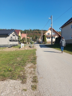 Výstavba cesty na IBV pri trati – fotografia 174