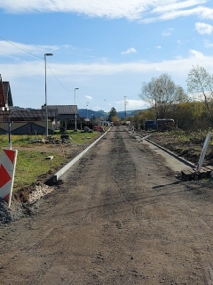Výstavba cesty na IBV pri trati – fotografia 84