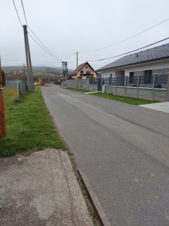 Výstavba cesty na IBV pri trati – fotografia 6