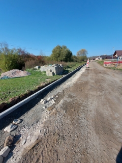 Výstavba cesty na IBV pri trati – fotografia 63