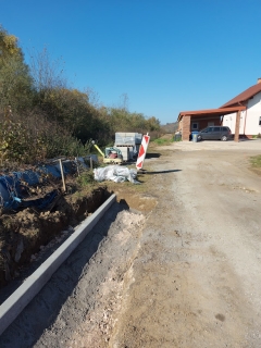 Výstavba cesty na IBV pri trati – fotografia 92