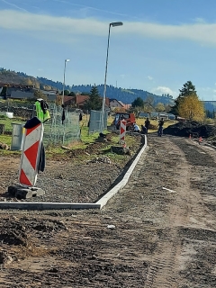 Výstavba cesty na IBV pri trati – fotografia 64