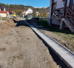 Výstavba cesty na IBV pri trati – fotografia 95