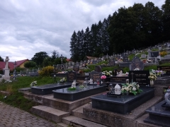 Vyčistenie obecného cintorína od krovín – fotografia 1