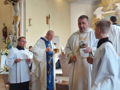 Mons. FRANTIŠEK RÁBEK celebroval odpustovú slávnosť Ružencovej Panny Márie – fotografia 36