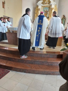 Mons. FRANTIŠEK RÁBEK celebroval odpustovú slávnosť Ružencovej Panny Márie – fotografia 24