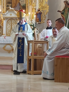 Mons. FRANTIŠEK RÁBEK celebroval odpustovú slávnosť Ružencovej Panny Márie – fotografia 19