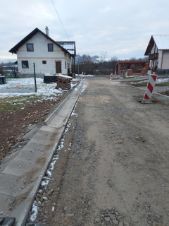 REKONŠTRUKCIA CESTY NA IBV PRI TRATI – fotografia 29