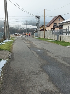 REKONŠTRUKCIA CIEST V CHMEĽNICI FINIŠUJE – fotografia 27