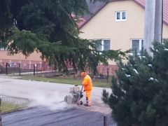 ASFALTOVANIE CESTY IBV PRI TRATI – fotografia 64