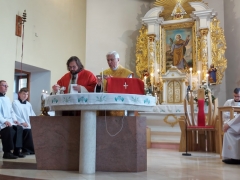 Doc. ThDr. ICLic. Štefan Mordel, PhD., hlavný celebrant ODPUSTOVEJ SLÁVNOSTI V CHMEĽNICI – fotografia 11