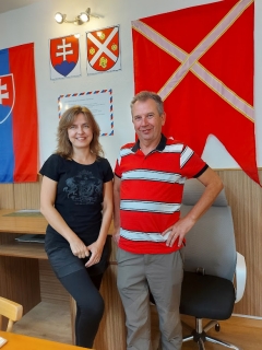 Starostka mestskej časti Bratislava-Staré Mesto ING. ARCH. ZUZANA AUFRICHTOVÁ v Chmeľnici – fotografia 1