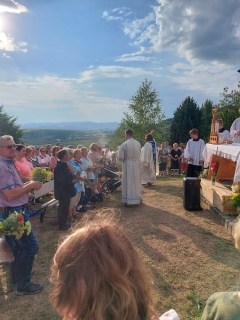 Sviatok NANEBOVZATIA Panny Márie v Chmeľnici – fotografia 2